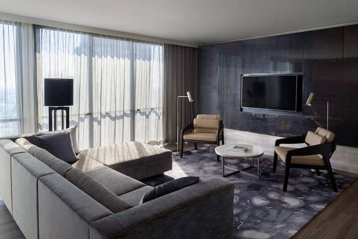 Room 16 of 151