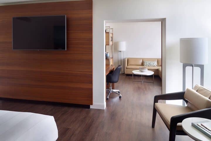 Room 30 of 151