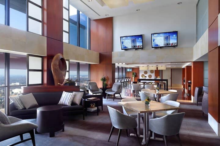 Lounge 114 of 151