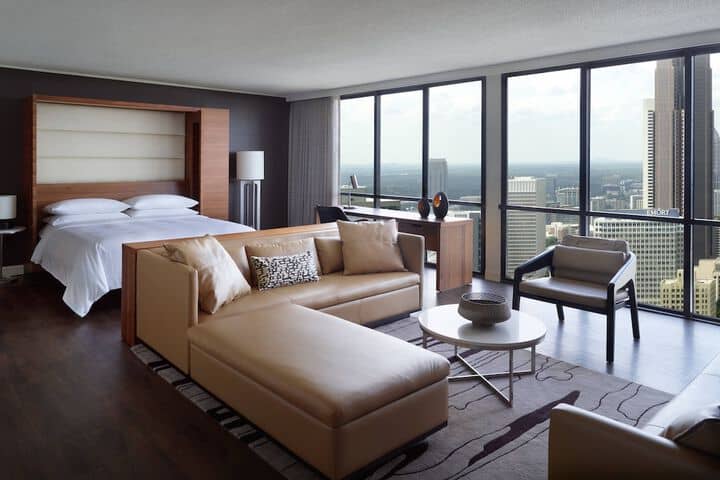 Room 53 of 151