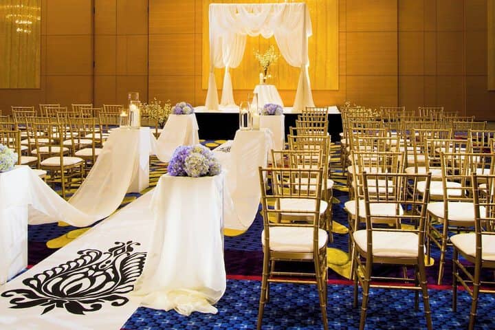 Ballroom/Hall 117 of 151