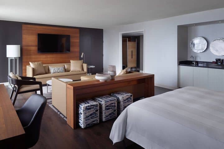 Room 22 of 151